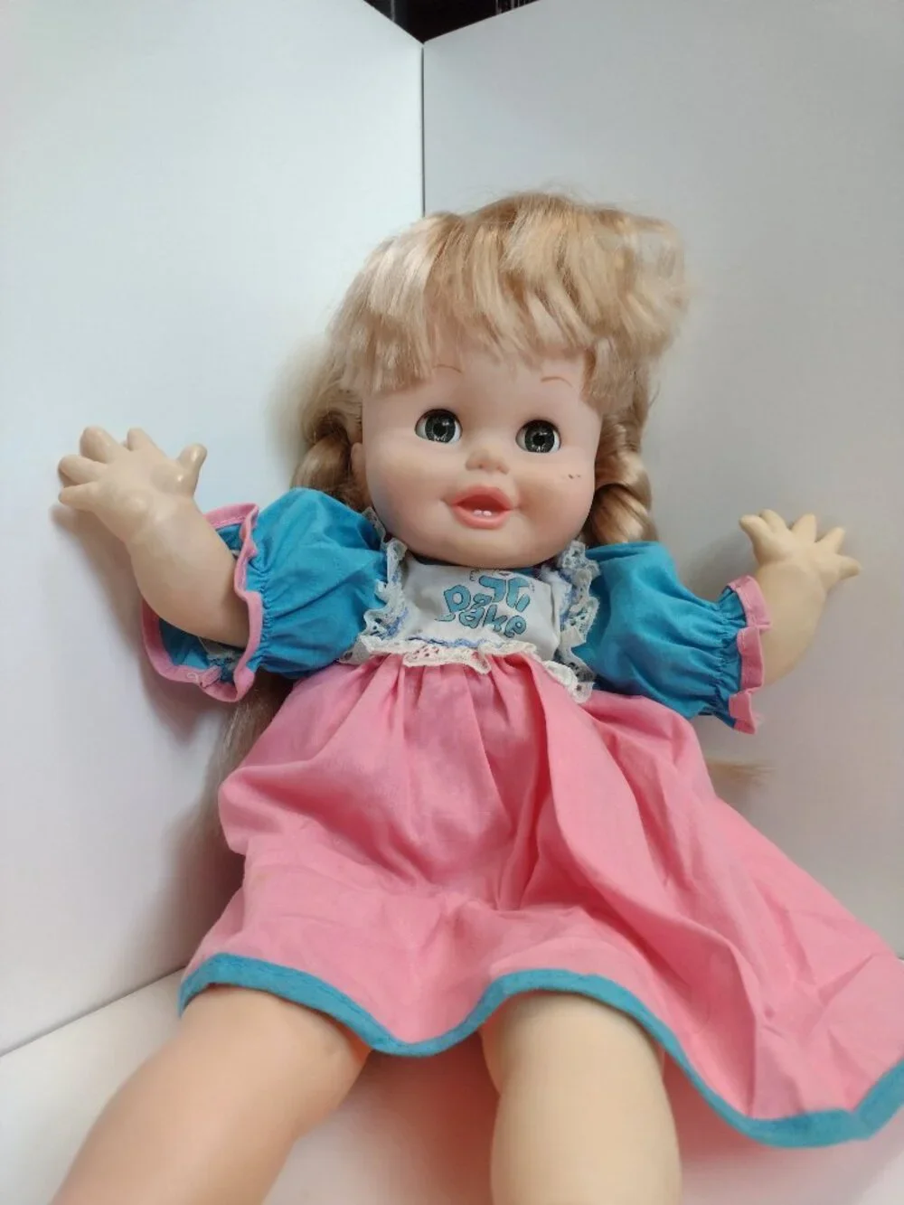 Vintage Baby Doll Lot: Horsman Kenner Eegee, Blinking Sleepy Eyes, Bottle Shoes